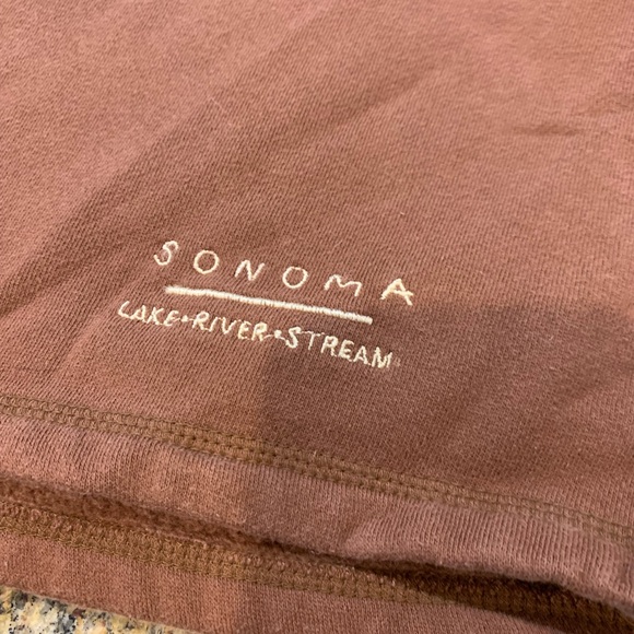 Chocolate brown sweatshirt Size large petite. - Picture 2 of 9